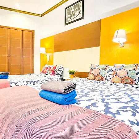 Rambla Comfort Hostel *
