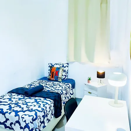 Rambla Comfort Hostel