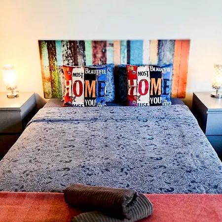 Rambla Comfort Hostel *